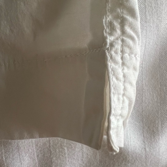 Sag Harbor White Capri’s w/elastic waist - Picture 4 of 8